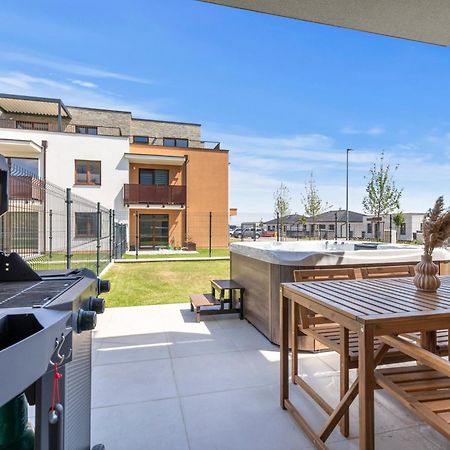 Boho Apt W Jacuzzi, Grill & Garden Modra Extérieur photo